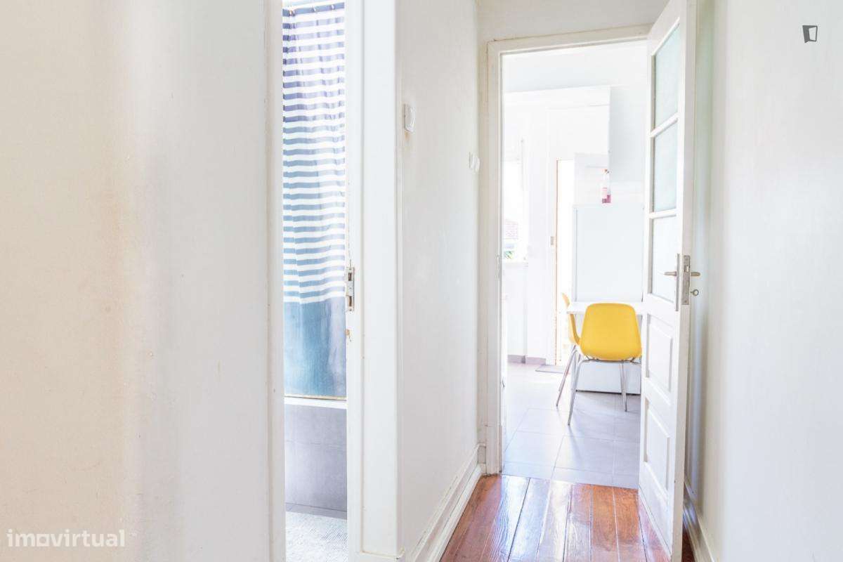 Quarto - localizado em Arroios Lisbon - Grande imagem: 4/6