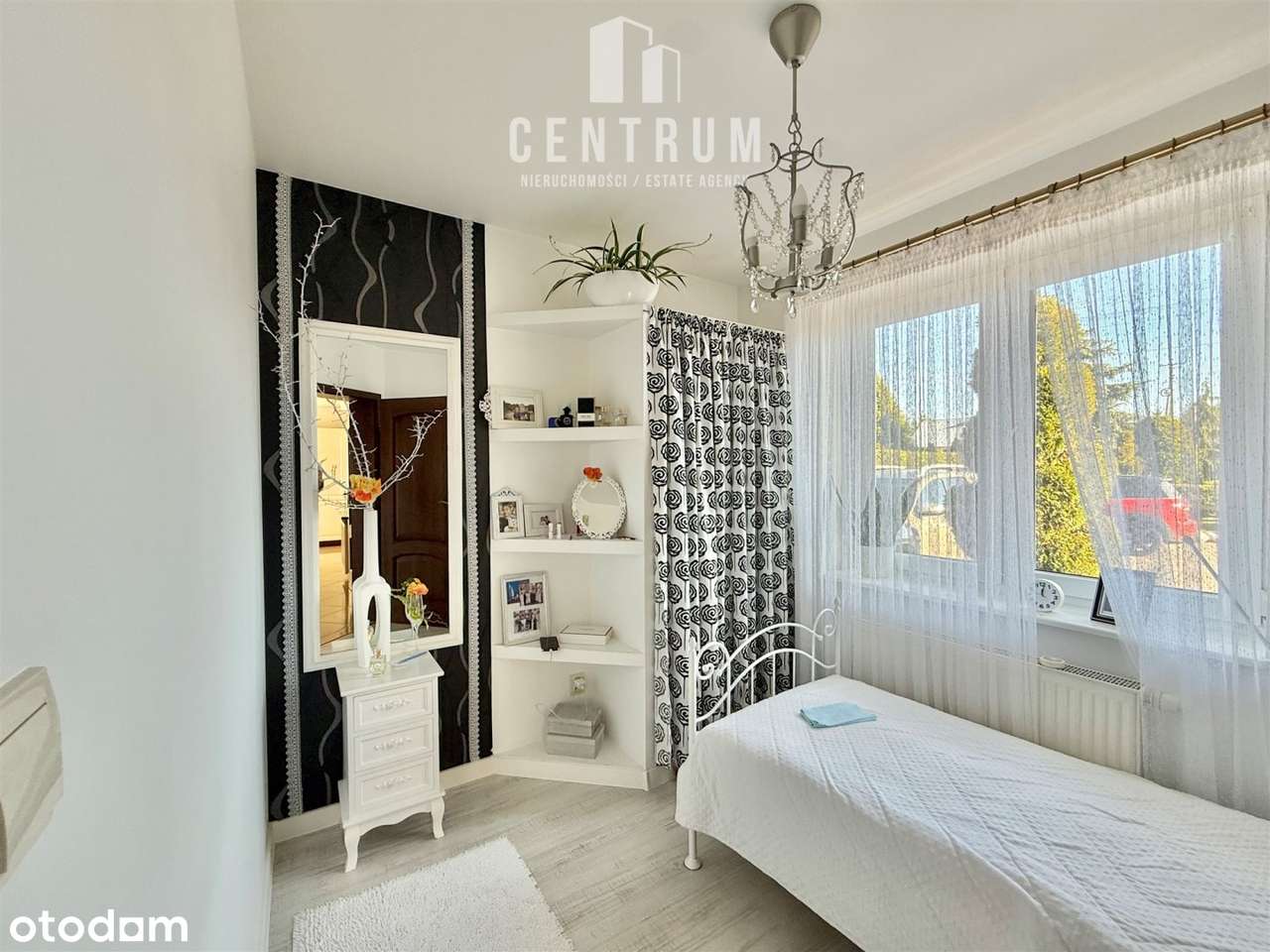 Dom całoroczny na dużej działce 20 arów Białka-14