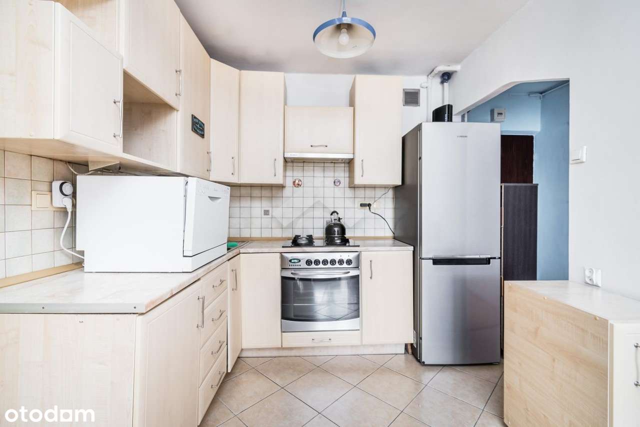 2 pokojowe mieszkanie z balkonem do wejścia-4