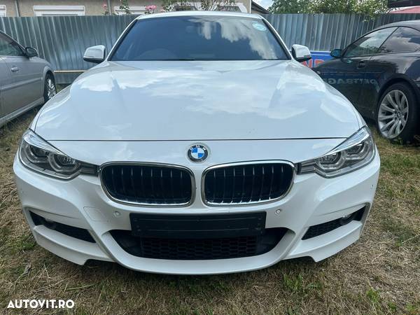 Dezmembrez BMW F30 330e 2.0 Twin Turbo Plug-in Hybrid 258cp 2017 Alpin Weiss 3/300 M Sport Pachet - 3