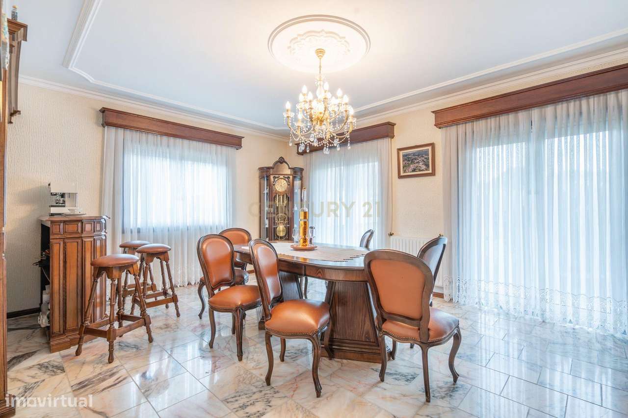 Casa T5 em Travassos, Póvoa de Lanhoso - 265.000€ - Grande imagem: 2/31