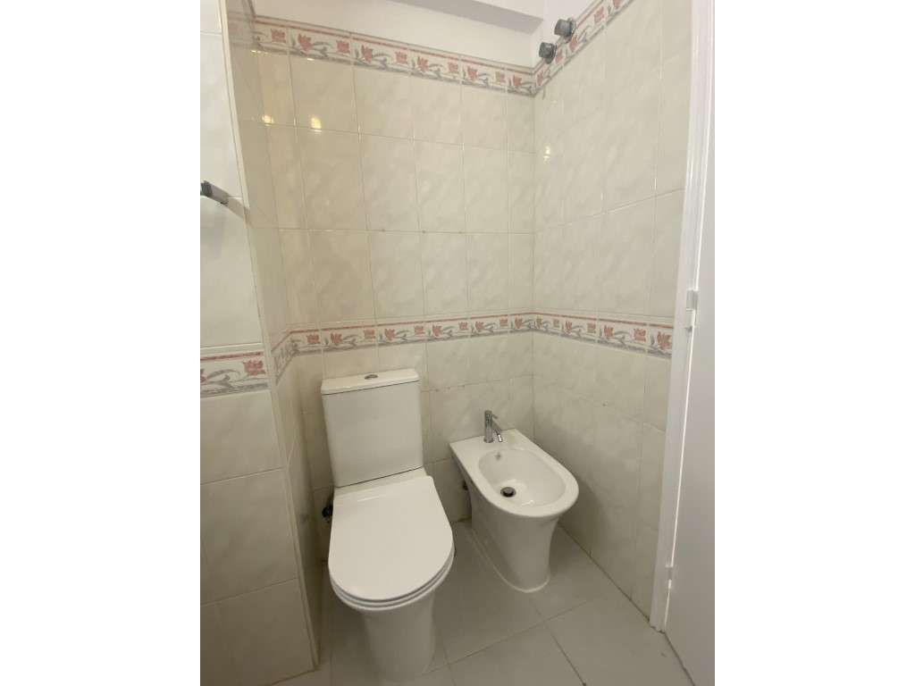 Apartamento T2 em Algueirão - Mem Martins-12