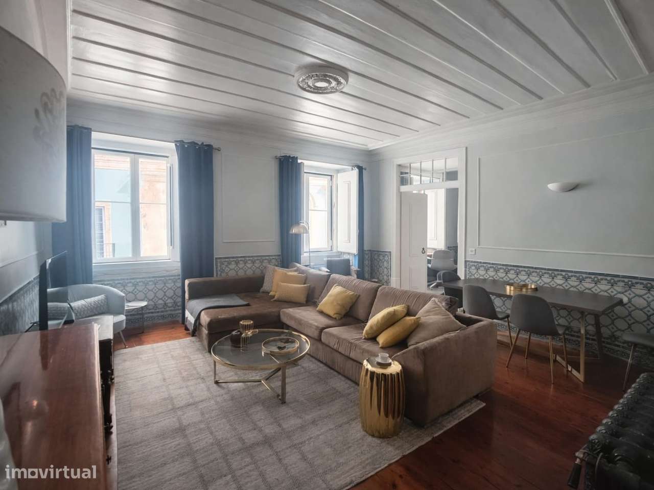 T2 de charme no Chiado | Traça pombalina | Mobilado | Pronto a habitar - Grande imagem: 2/32