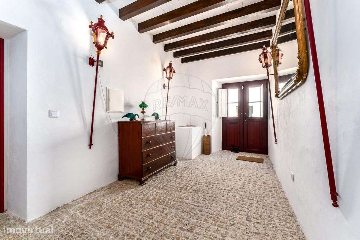 Moradia T6 para venda-11