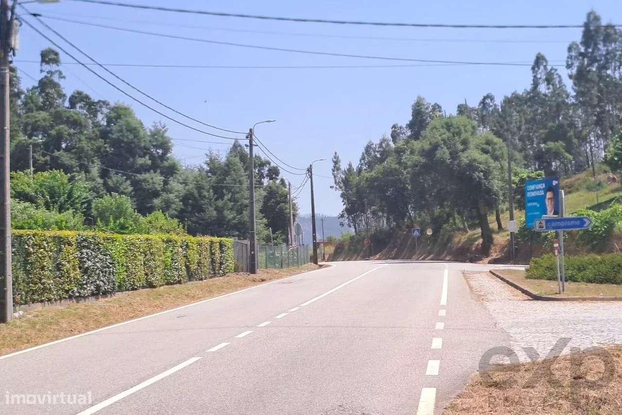 Terreno com área de 3.352 m2, localizado na Avenida José Joaquim Ferre - Grande imagem: 4/7