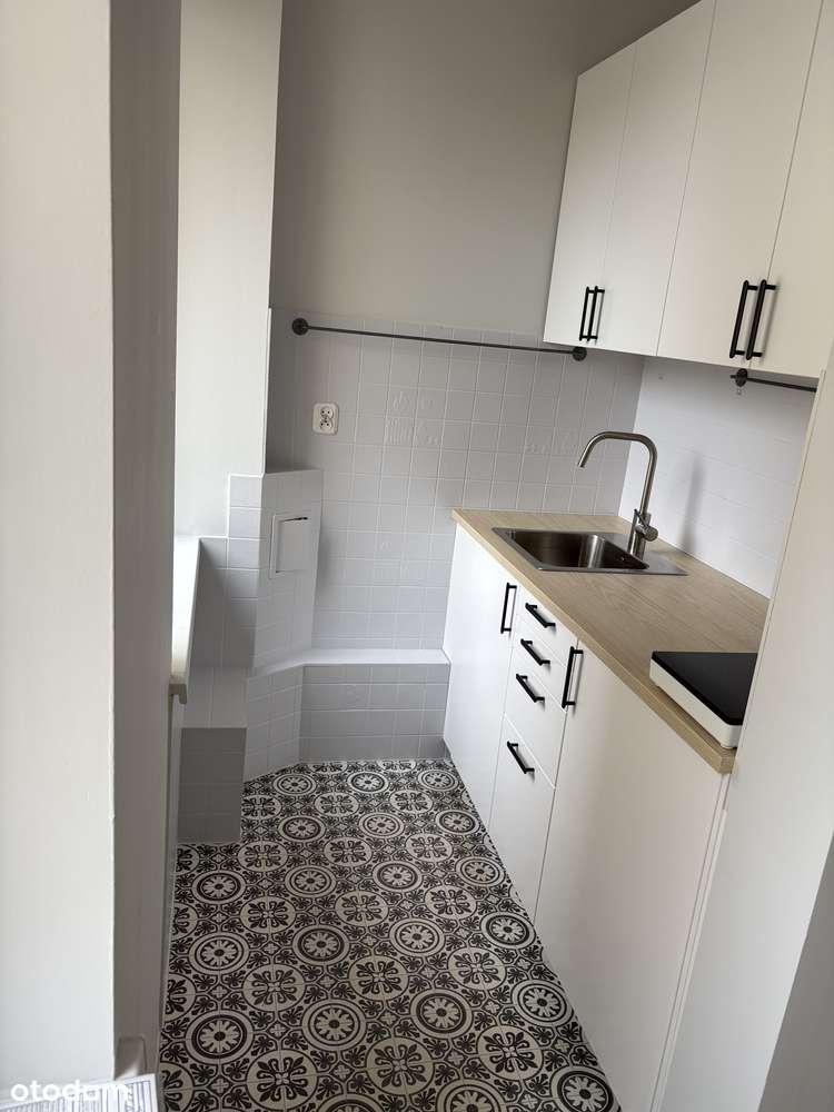 Kameralna kawalerka w b. dobrej lokalizacji - Pełny obrazek: 3/8