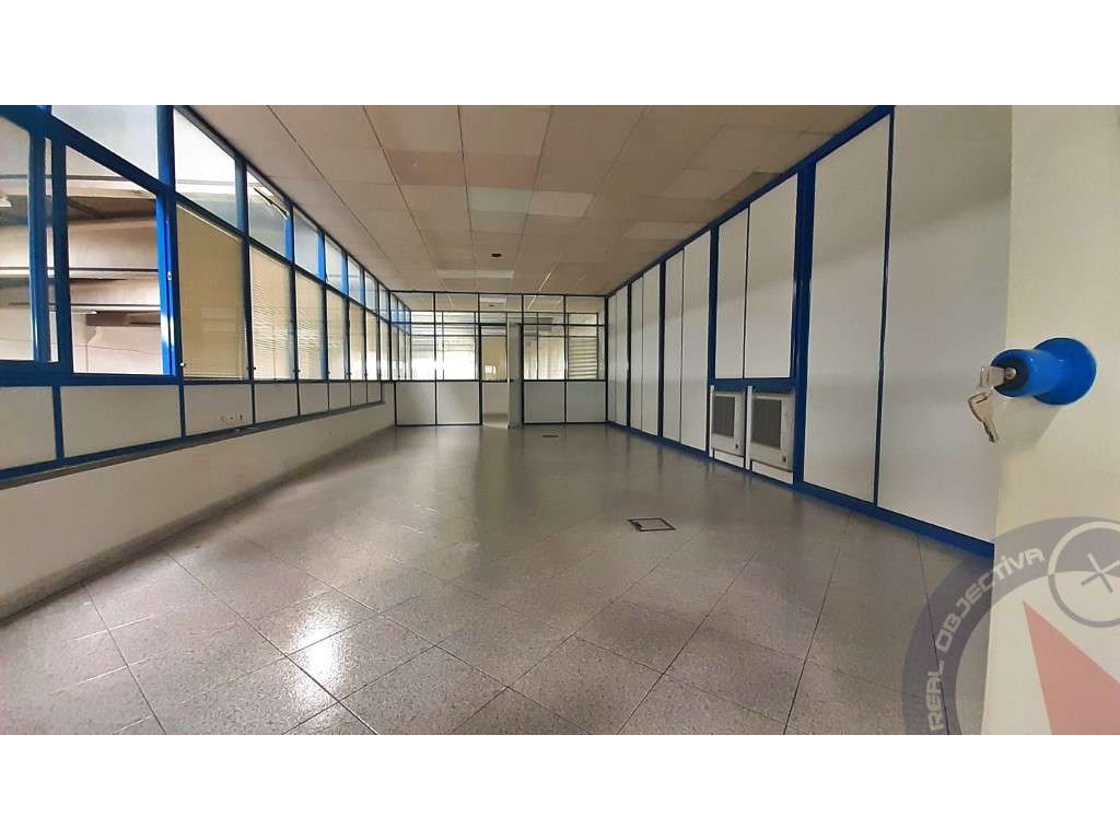 Armazém Castêlo da Maia - Grande imagem: 4/7