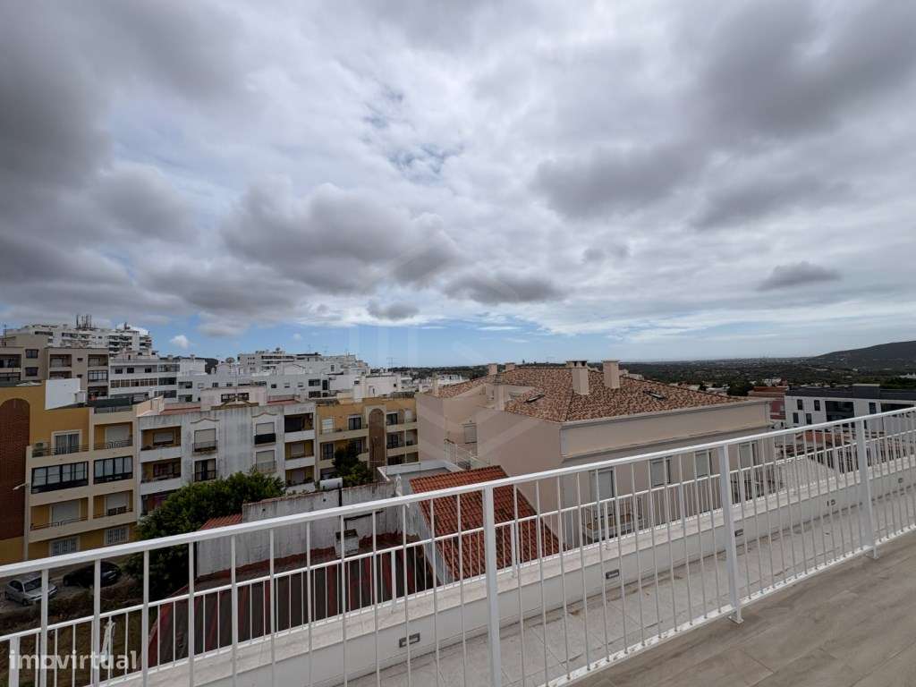 Apartamento T3 no centro da cidade com piscina no Rooftop, Loulé, A...-12