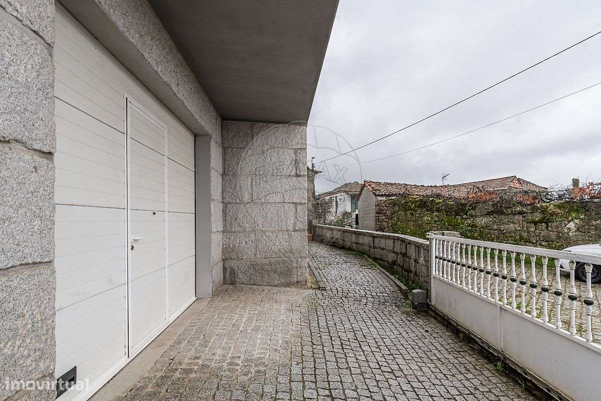 Moradia T3 para venda-26