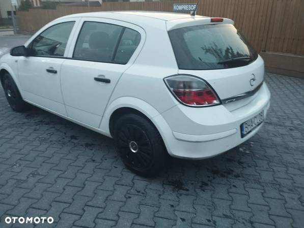 Opel Astra - 1