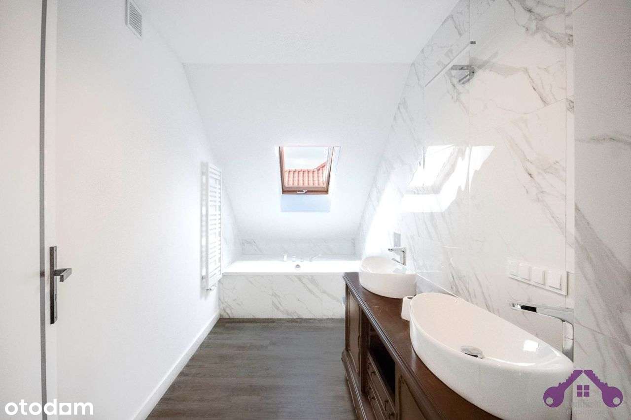 Rezydencjonalny bliźniak na granicy Poznania-19