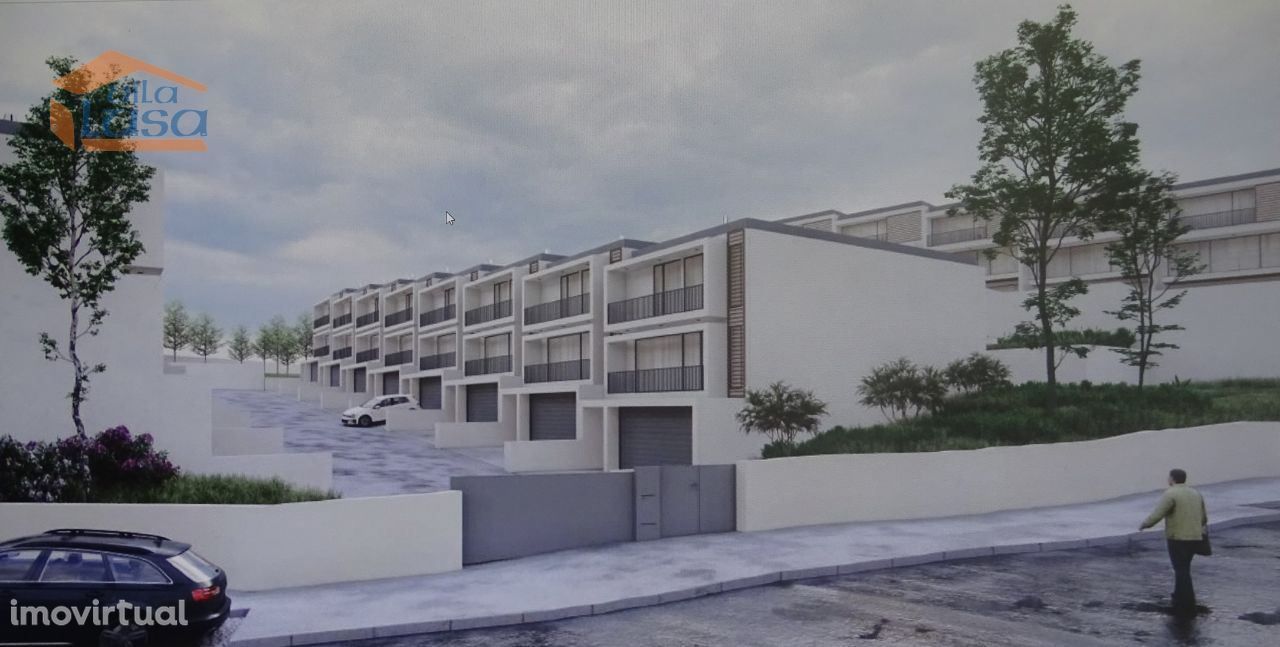 Moradias 2f em Condomínio fechado VILLAS PREMIUM com piscina, São C...