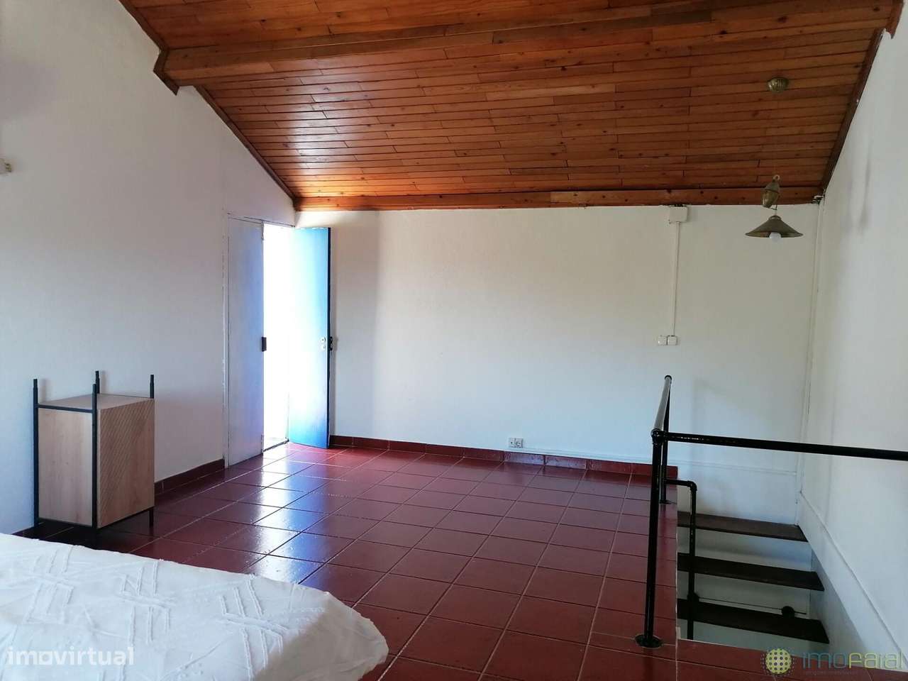 Moradia na canada das adegas no Capelo-14