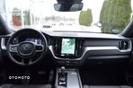 Volvo XC 60 B6 B AWD R-Design - 9