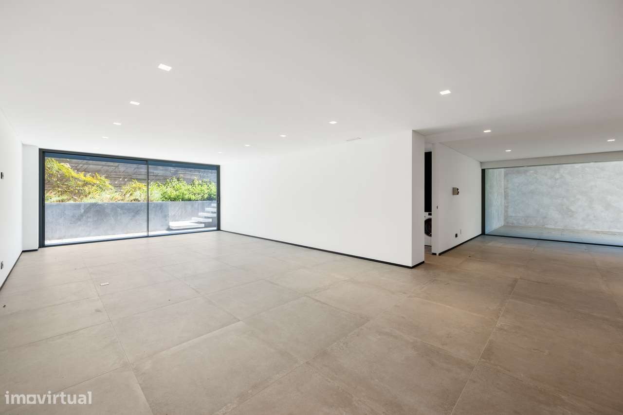 T4+1 Nova Moradia de Luxo Contemporânea em Cascais | 649 m² ABC-21