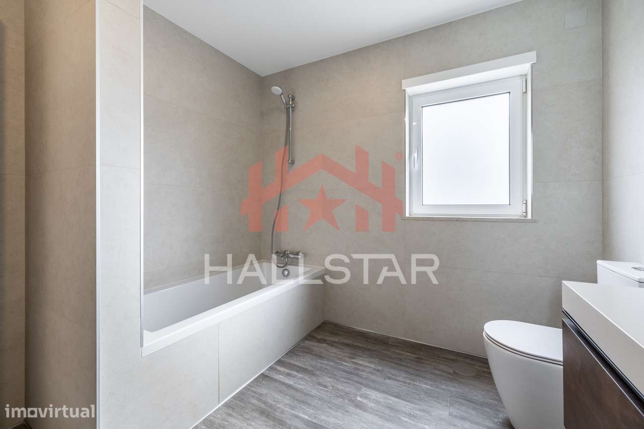 Moradia de Luxo T4 / Lote com 890m² / Marinha Grande-22