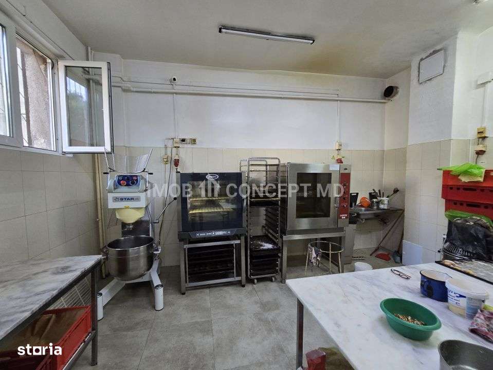 VANZARE SPATIU COMERCIAL -Parter, in zona 9 Mai-2
