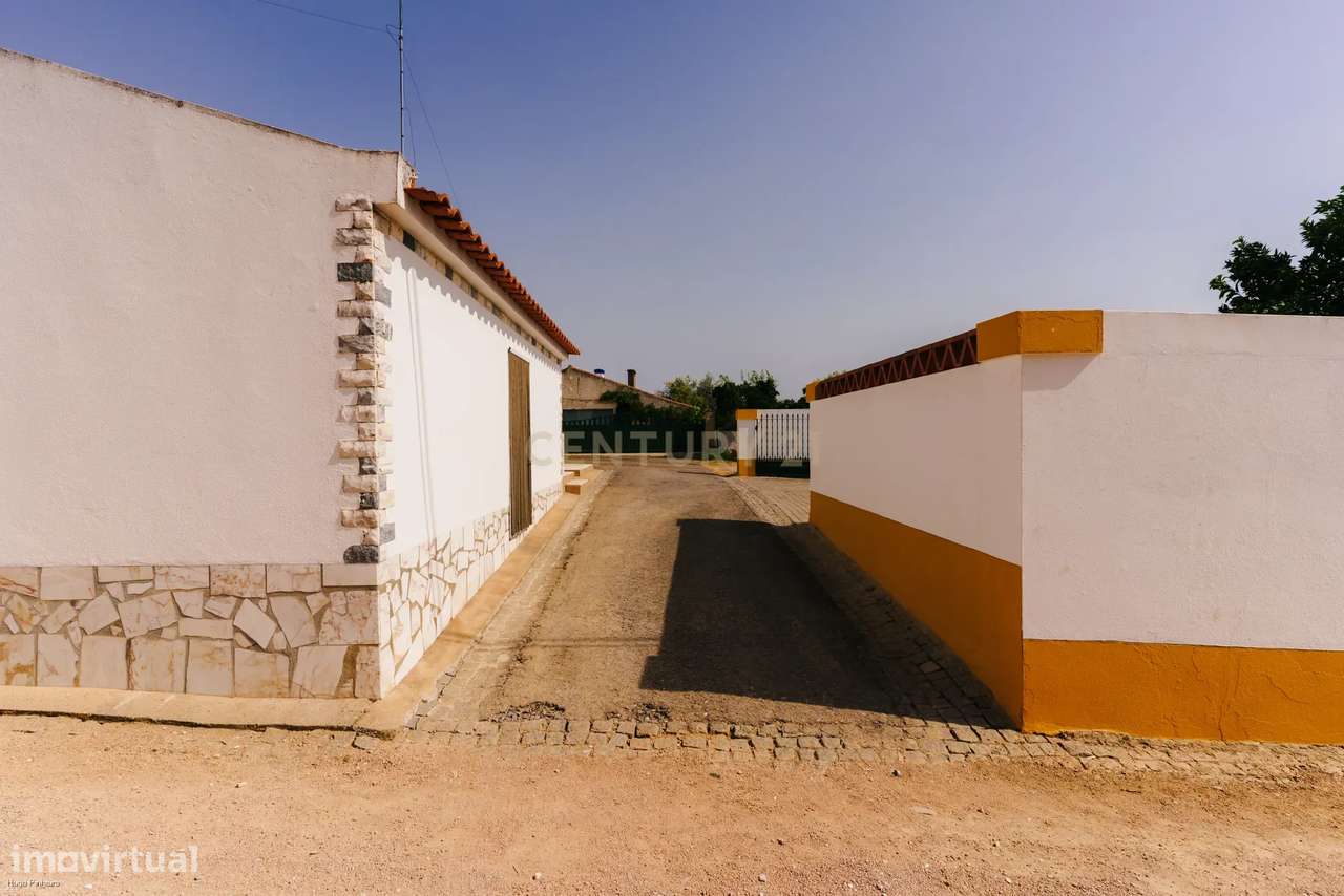 Moradia T3 com Logradouro em Santo Amaro  a 18 min. de Estremoz - Grande imagem: 5/38