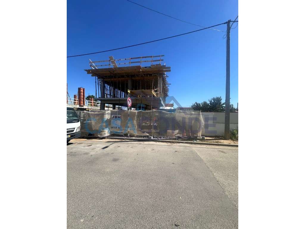 Moradia v3 +1 c/Piscina - Grande imagem: 3/4