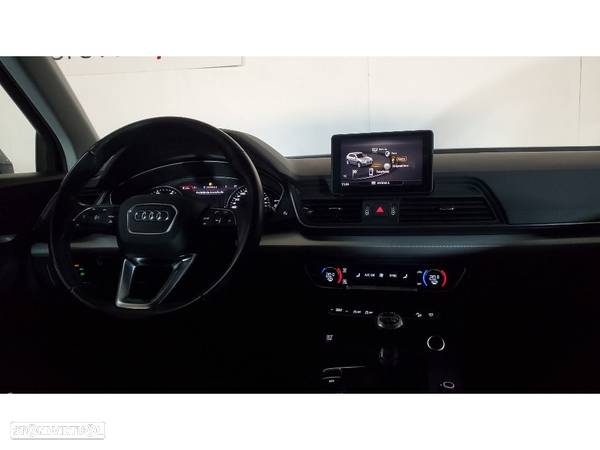 Audi Q5 2.0 TDI Sport - 11