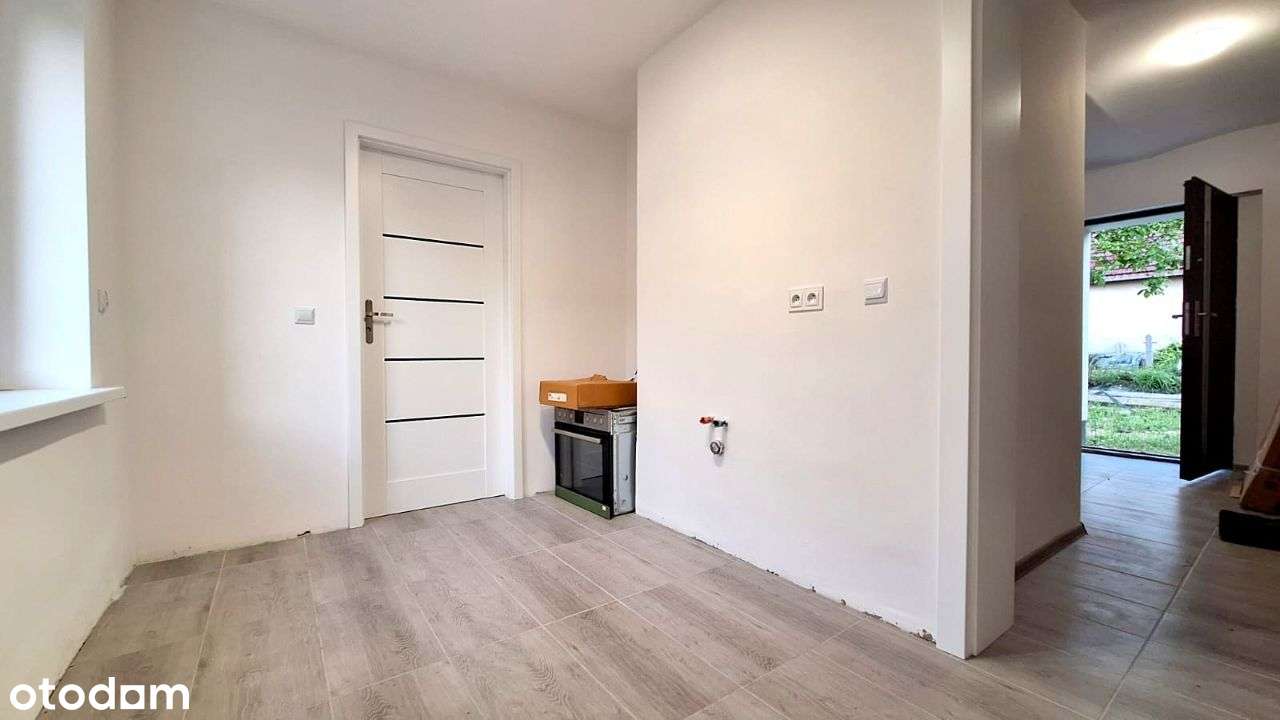 Dom po remoncie gotowy do zamieszkania pod Opolem-9