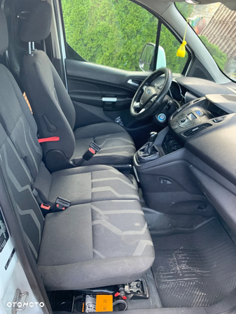 Ford Transit Connect - 14