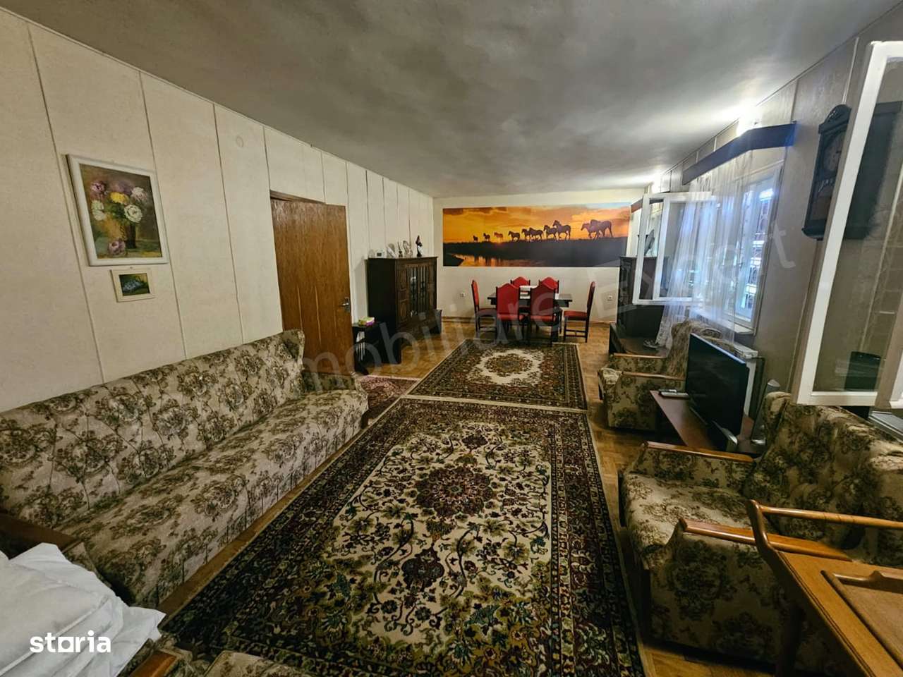 Casă de vânzare în comuna Albeștii de Argeș, județ Argeș. - Imagine principală: 4/20