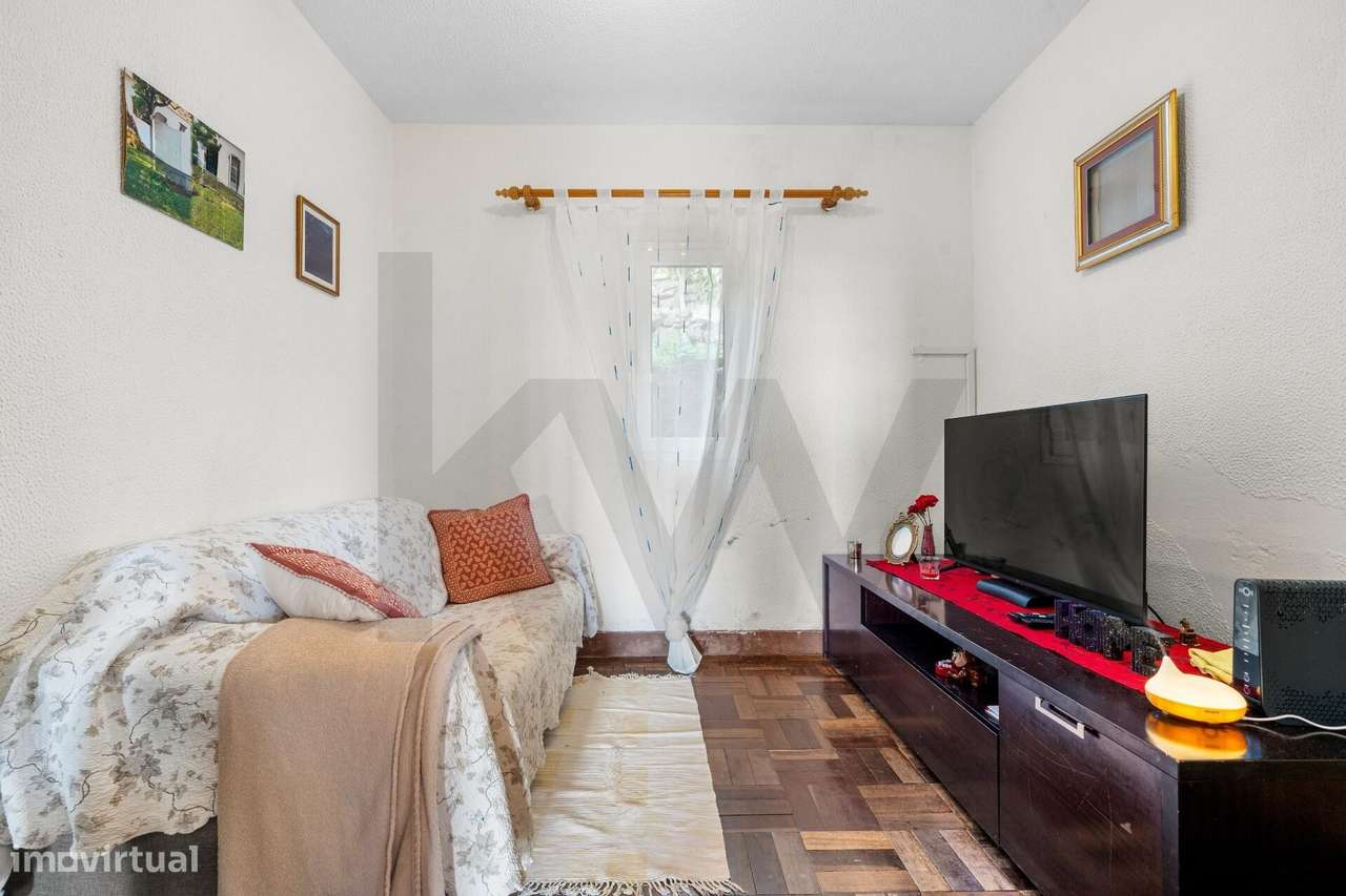 Moradia T4 inserido num Lote com 2970 m2 Santa Cruz - Grande imagem: 5/29