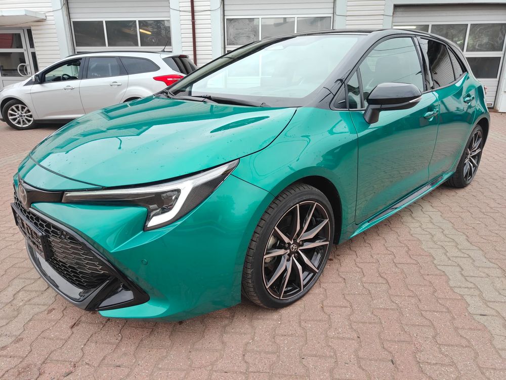 Toyota Corolla Seria E21 2.0 GR Sport 2025