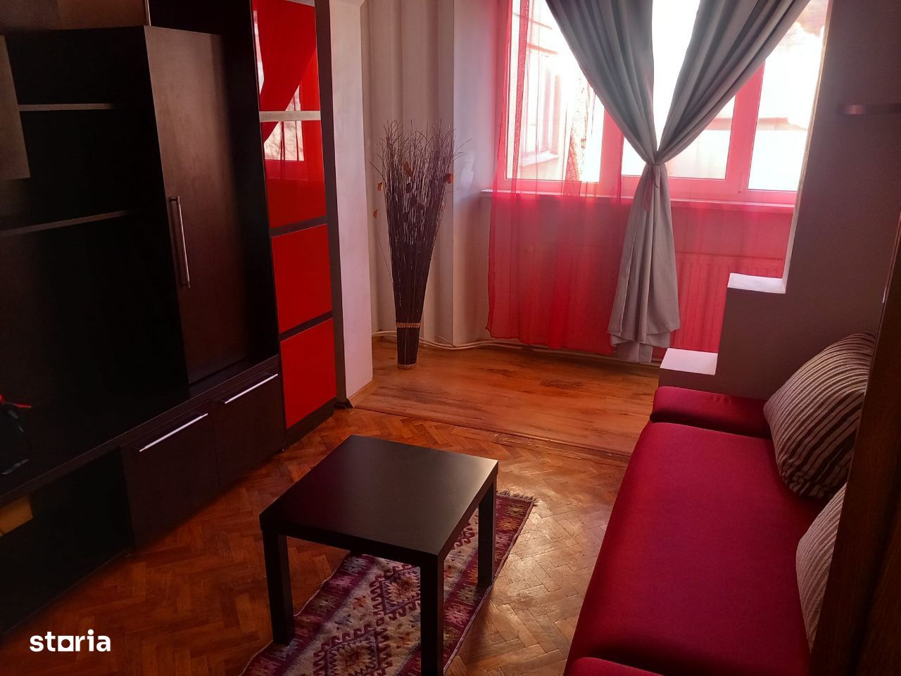 Apartament cu 2 camere, decomandat,zona Patria- Centrul Civic