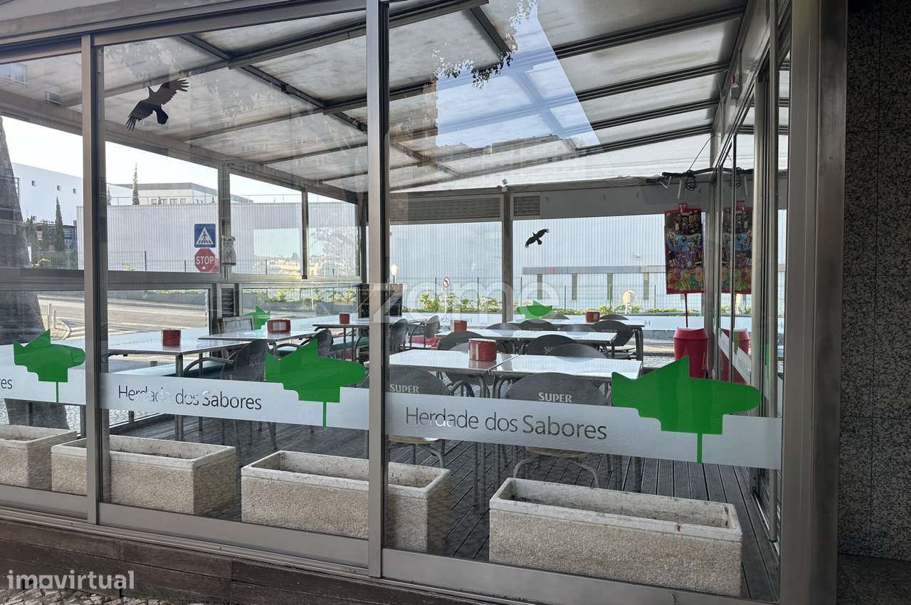 Trespasse de restaurante, em Carnaxide-28