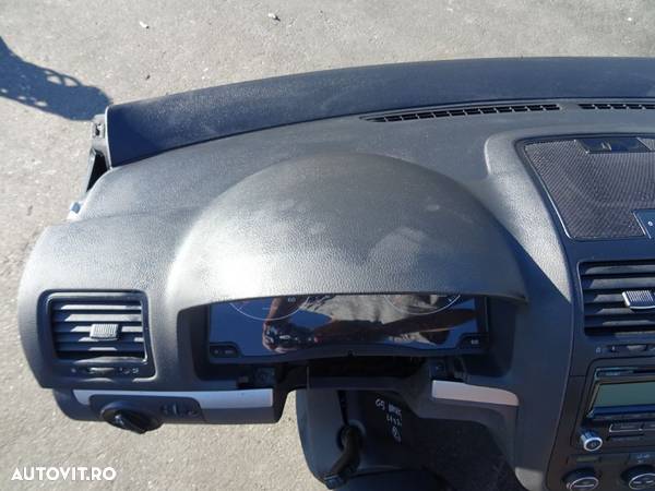 Plansa de bord Volkswagen Golf 5 break cu airbag sofer si pasager - 2