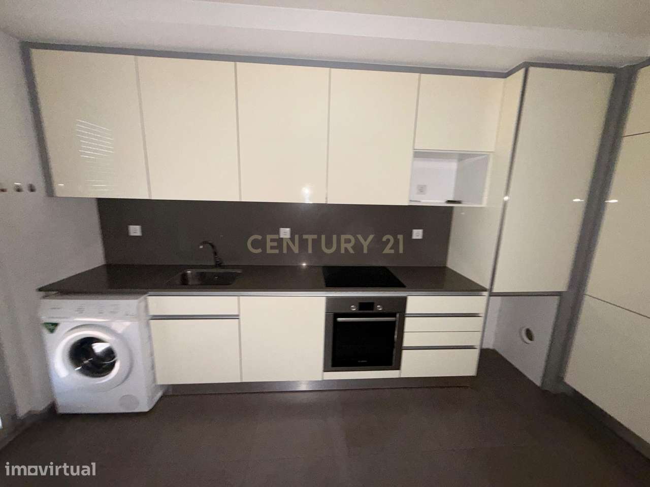 Apartamento T3 - Quinta da Portela-12