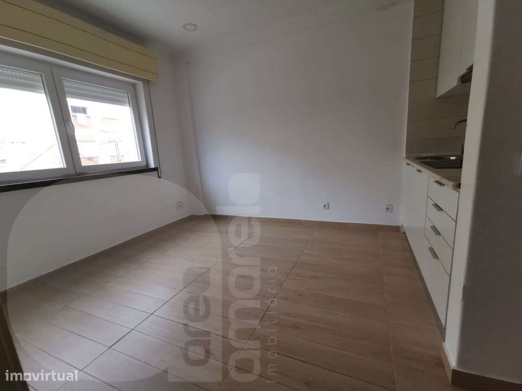 Apartamento T1 totalmente remodelado no Miratejo, Corroios-6