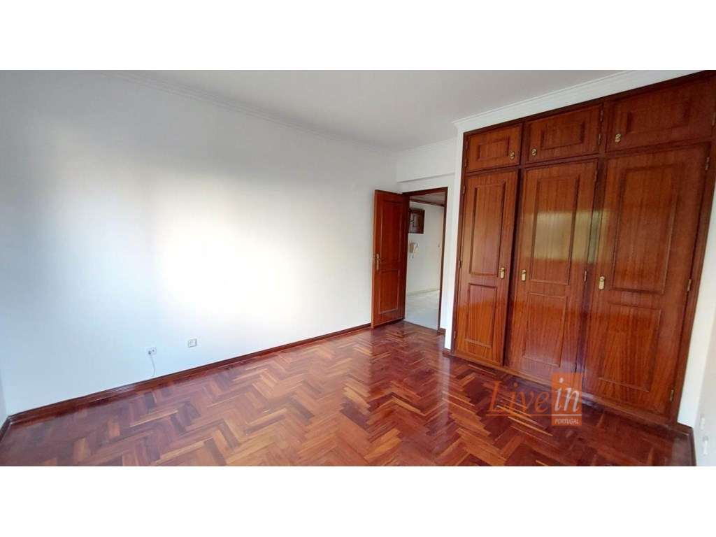 Apartamento T2 em Belas-6