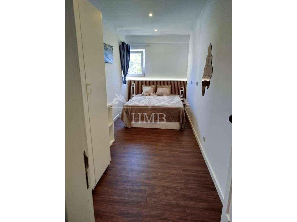 Apartamento T1+1 em Alvor, piscina e garagem-34