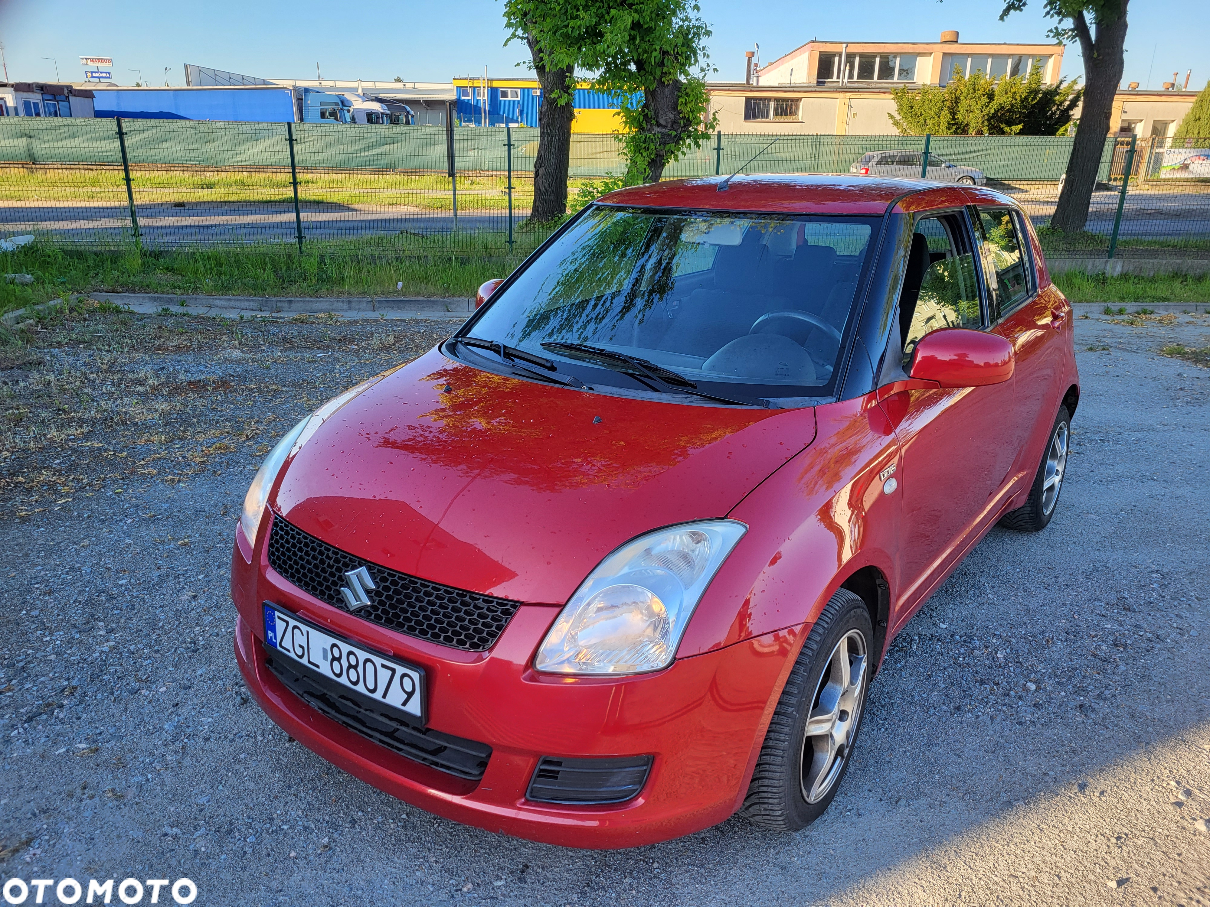 Suzuki Swift - 2