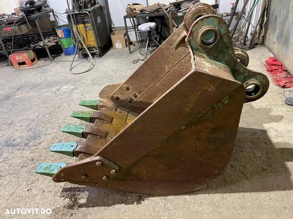 Cupa Excavator de 20-22 Tone - 1