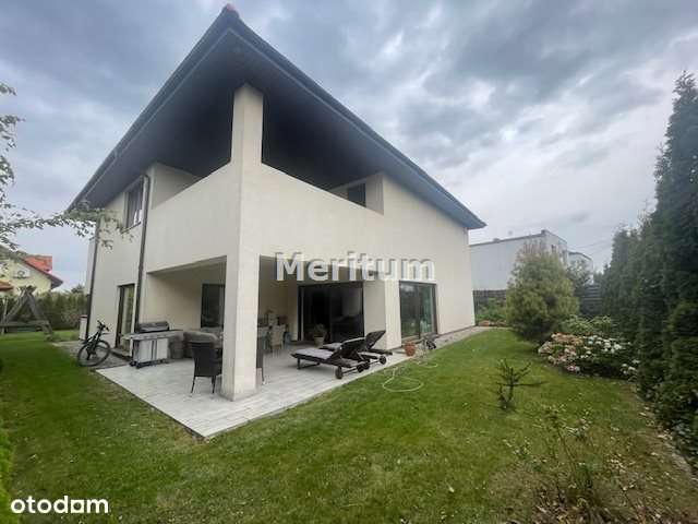 Dom wolnostojacy 5 pokoi garaż na 2 auta-2