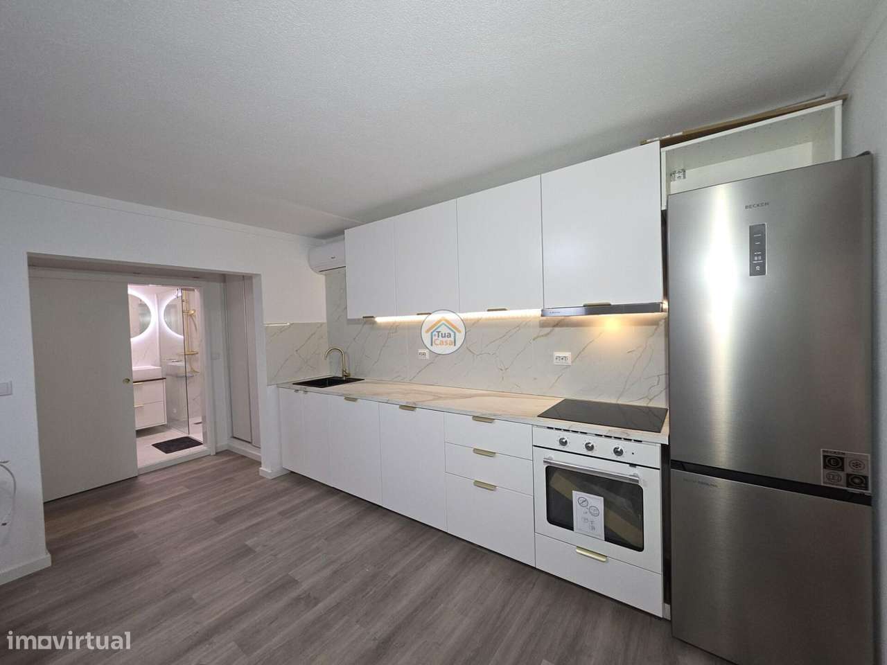 Apartamento T2+1 Renovado á 200 metros da praia de Quarteira-7