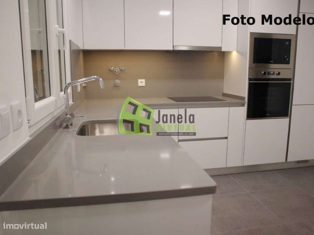 Moradia Geminada T3 Nova - Quinta do Conde - Grande imagem: 2/51