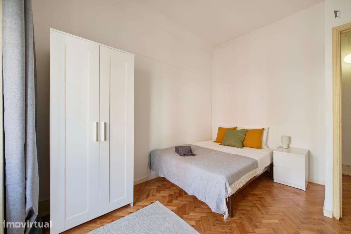 Quarto - localizado em Entrecampos Lisbon - Grande imagem: 5/51