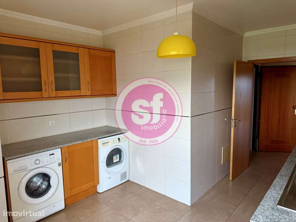 Apartamento T2 com garagem para venda!-5
