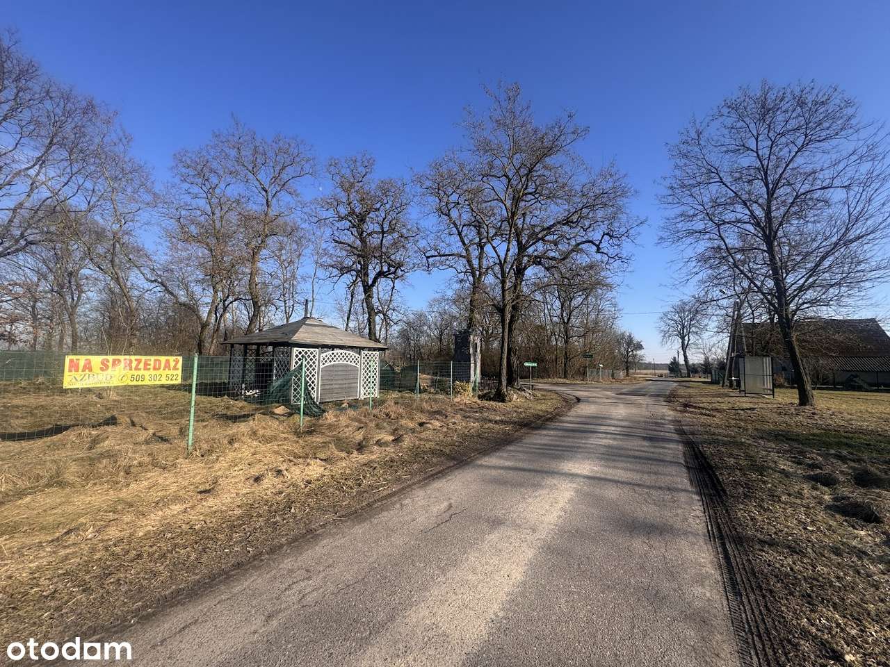 działka budowlano/usługowa-4