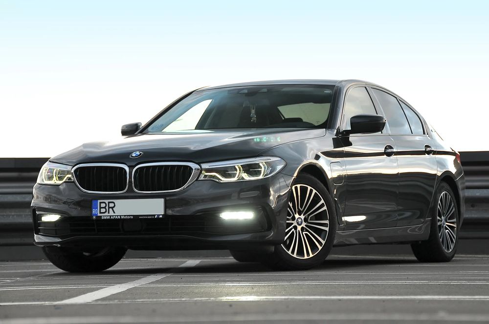 BMW 5 Series G30/G31 [2017 - Prezent] 530e xDrive AT PHEV 2018