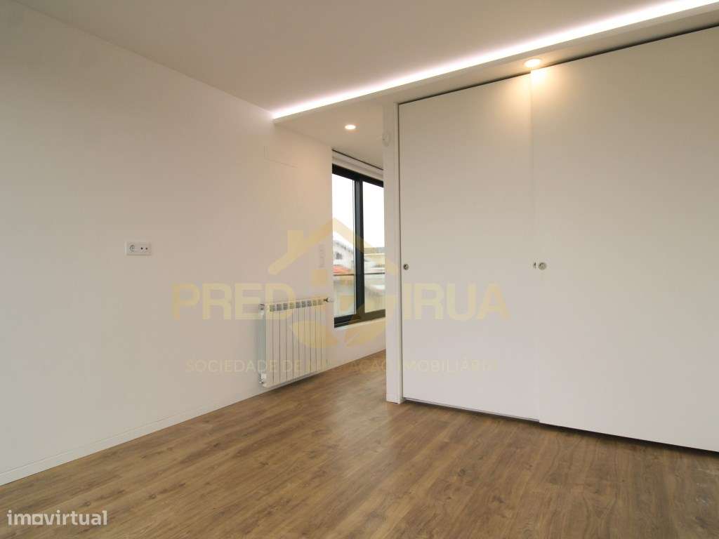 Moradia Nova S. Félix da Marinha em fase final de construção-10