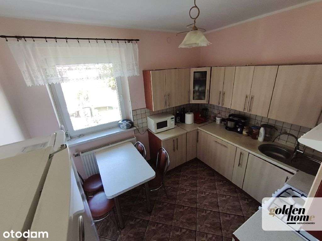 Dom z zabudowaniami gospodarskimi na działce 3478m-7