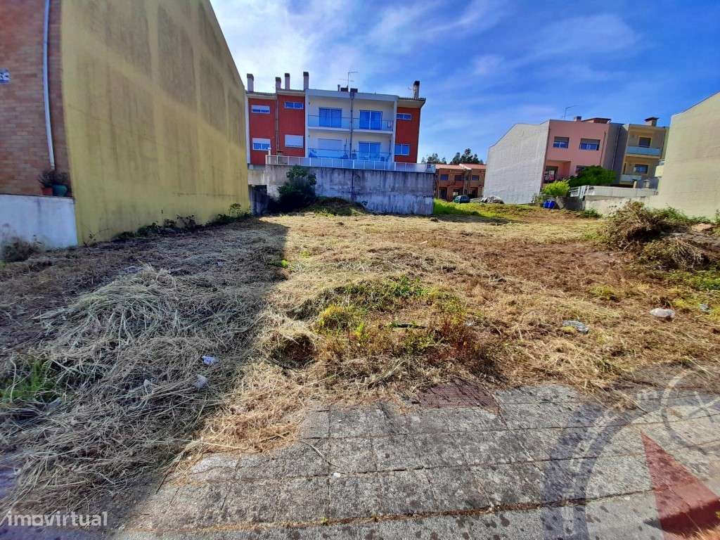 Lotes de terreno em S. M. Coronado - Grande imagem: 2/6