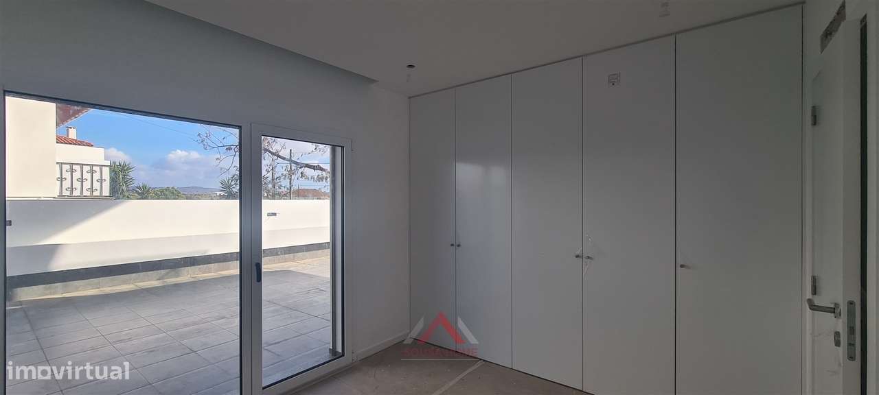 T3 c/ Terraço + Jardim Privado-10
