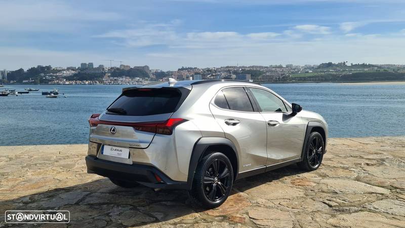 Lexus UX 250h Special Edition (LCA) - 5